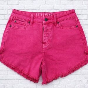 Idyllwind hot pink denim Shorts 💗